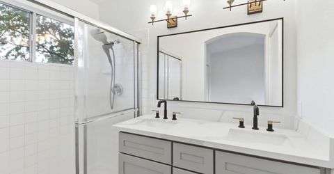 2 Cismont Ct, Sacramento, CA 95823 Photo