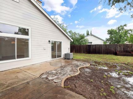 2 Cismont Ct, Sacramento, CA 95823 Photo