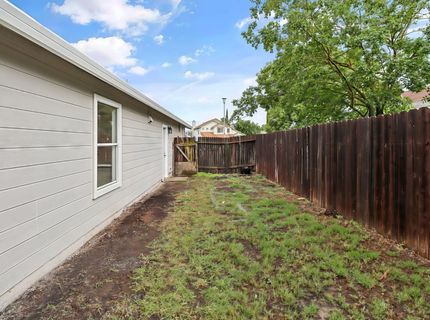 2 Cismont Ct, Sacramento, CA 95823 Photo