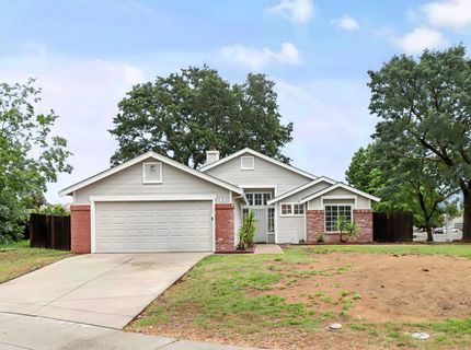 2 Cismont Ct, Sacramento, CA 95823 Photo