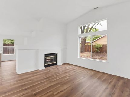 2 Cismont Ct, Sacramento, CA 95823 Photo