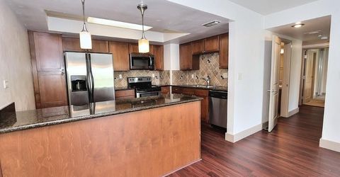 500 N St #703, Unit 703, Sacramento, CA 95814 Photo