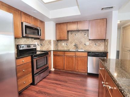 500 N St #703, Unit 703, Sacramento, CA 95814 Photo