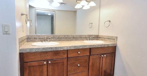 500 N St #703, Unit 703, Sacramento, CA 95814 Photo