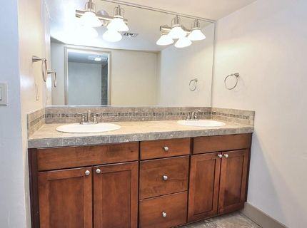 500 N St #703, Unit 703, Sacramento, CA 95814 Photo