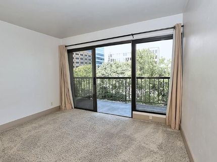 500 N St #703, Unit 703, Sacramento, CA 95814 Photo