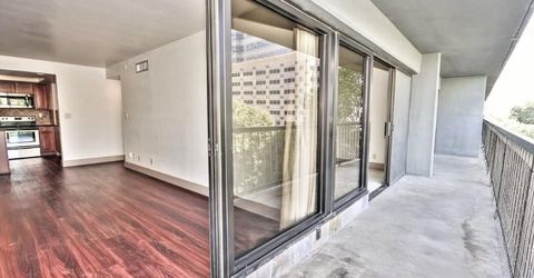 500 N St #703, Unit 703, Sacramento, CA 95814 Photo