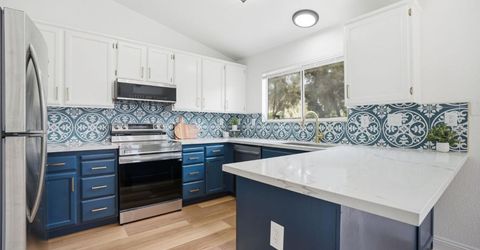 830 Sugar Pine Dr, Lathrop, CA 95330 Photo