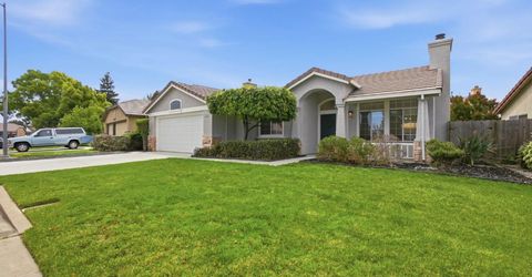 830 Sugar Pine Dr, Lathrop, CA 95330 Photo