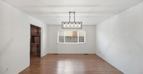 1244 W J St, Oakdale, CA 95361 Photo