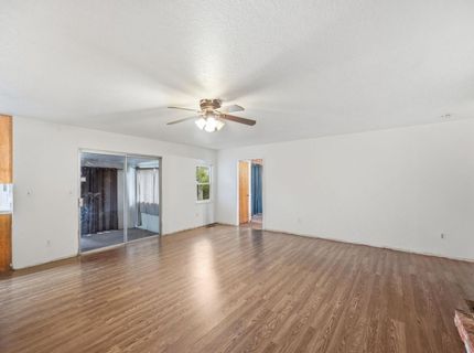 1244 W J St, Oakdale, CA 95361 Photo