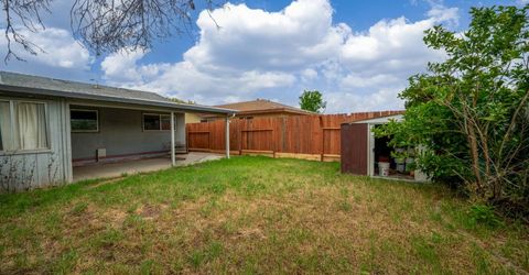 1244 W J St, Oakdale, CA 95361 Photo