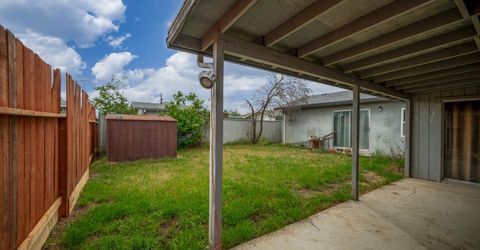 1244 W J St, Oakdale, CA 95361 Photo