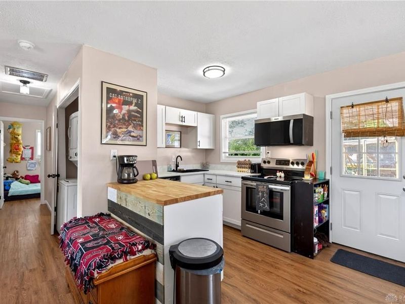 1159 Share Drive, Riverside, OH 45432 Photo 14