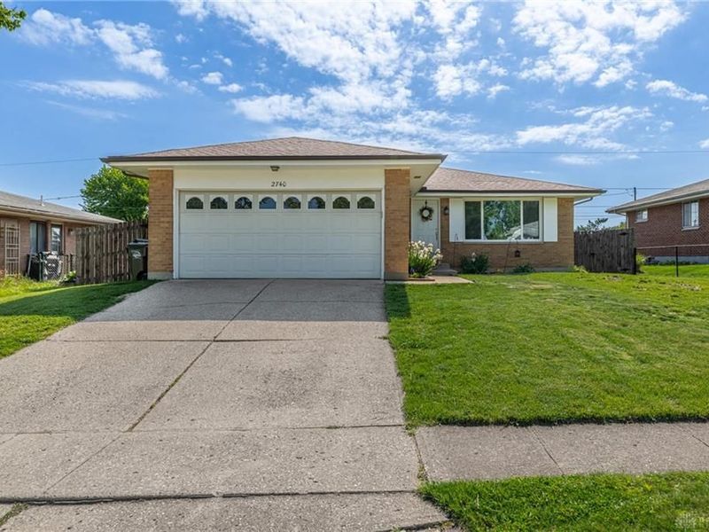 2740 Horstman Drive, Kettering, OH 45429 Photo 2