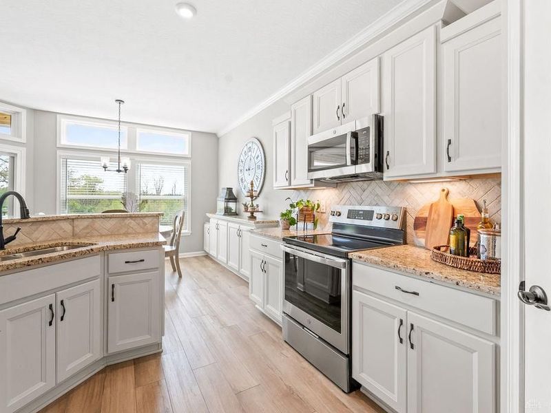 4413 Waters Edge Lane, Blanchester, OH 45036 Photo 10