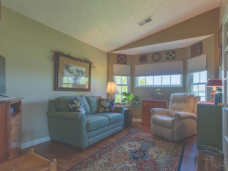 6676 Adena Circle, Hamilton Twp, OH 45039 Photo 11