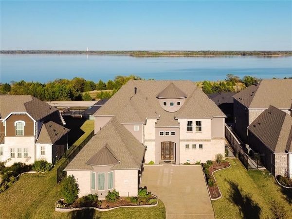 1325 Heavenly Place , St. Paul, TX 75098