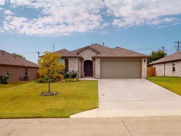 13557 Gunsmoke Lane, Cresson, TX 76044