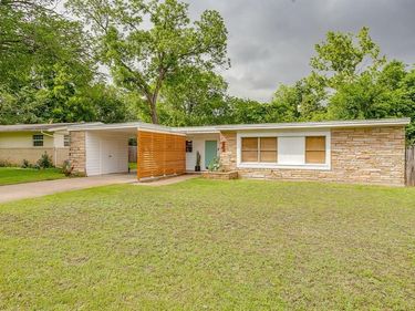 2904 Martin Lydon Avenue, Fort Worth, TX 76133