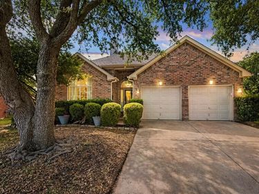7900 Mustang Court, Fort Worth, TX 76137