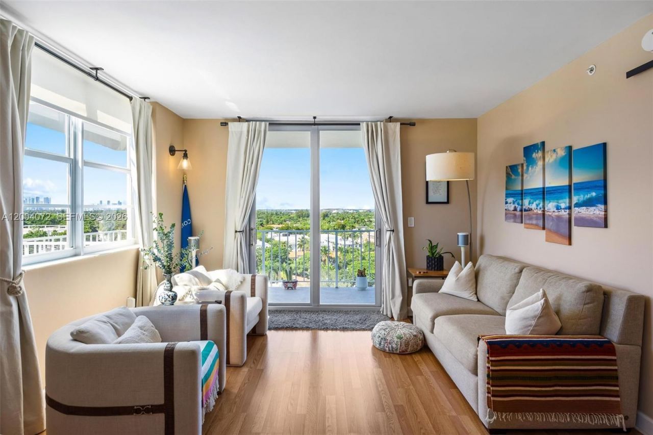 2829 Indian Creek Dr , Unit 1002, Miami Beach, FL 33140 Photo