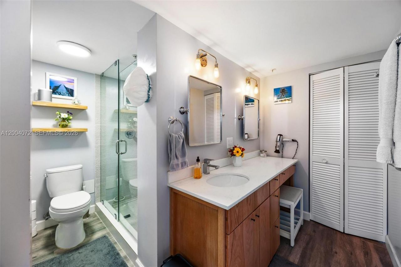 2829 Indian Creek Dr , Unit 1002, Miami Beach, FL 33140 Photo