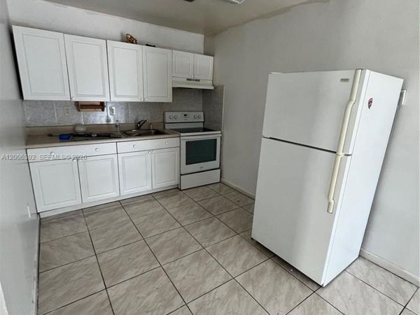334 E 21st St , Unit 5, Hialeah, FL 33010