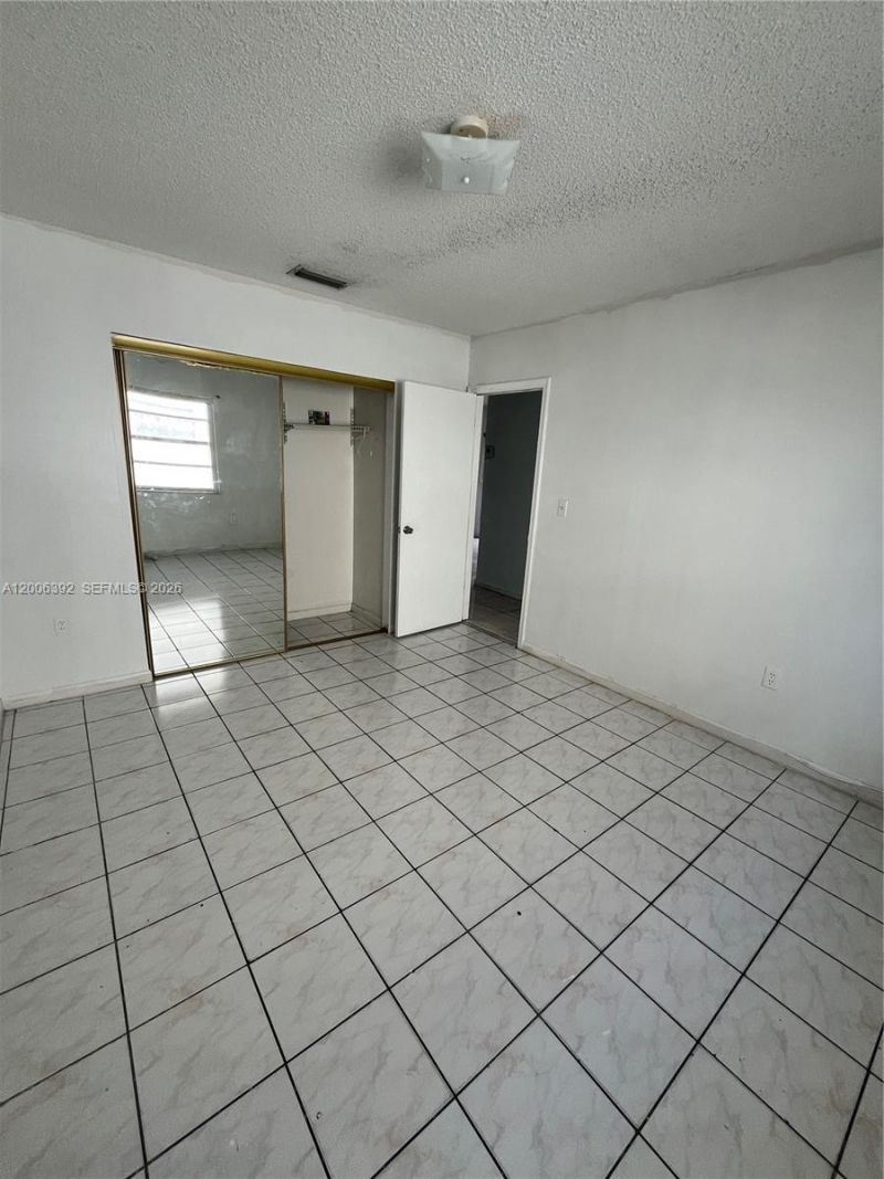 334 E 21st St , Unit 5, Hialeah, FL 33010 Photo