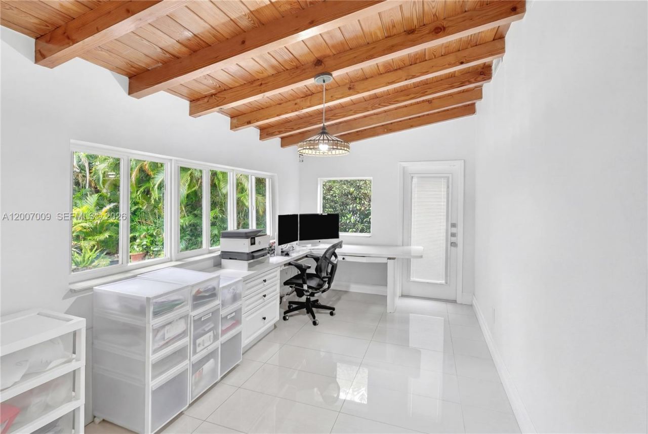 5106 S Le Jeune Rd. , Coral Gables, FL 33146 Photo