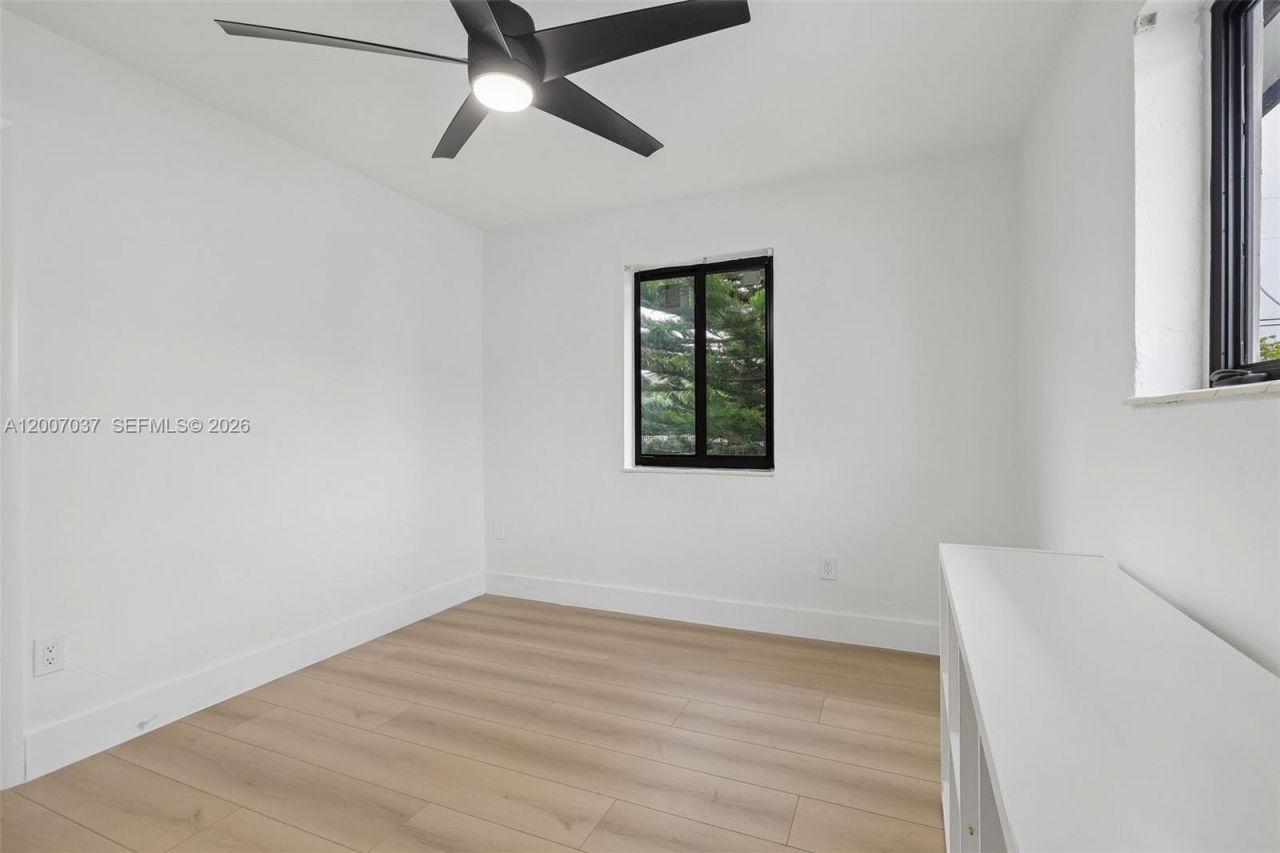 6595 SW 31st St, Miami, FL 33155 Photo