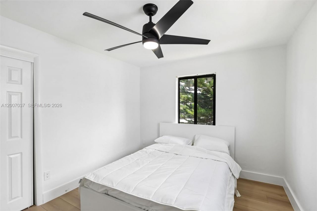 6595 SW 31st St, Miami, FL 33155 Photo