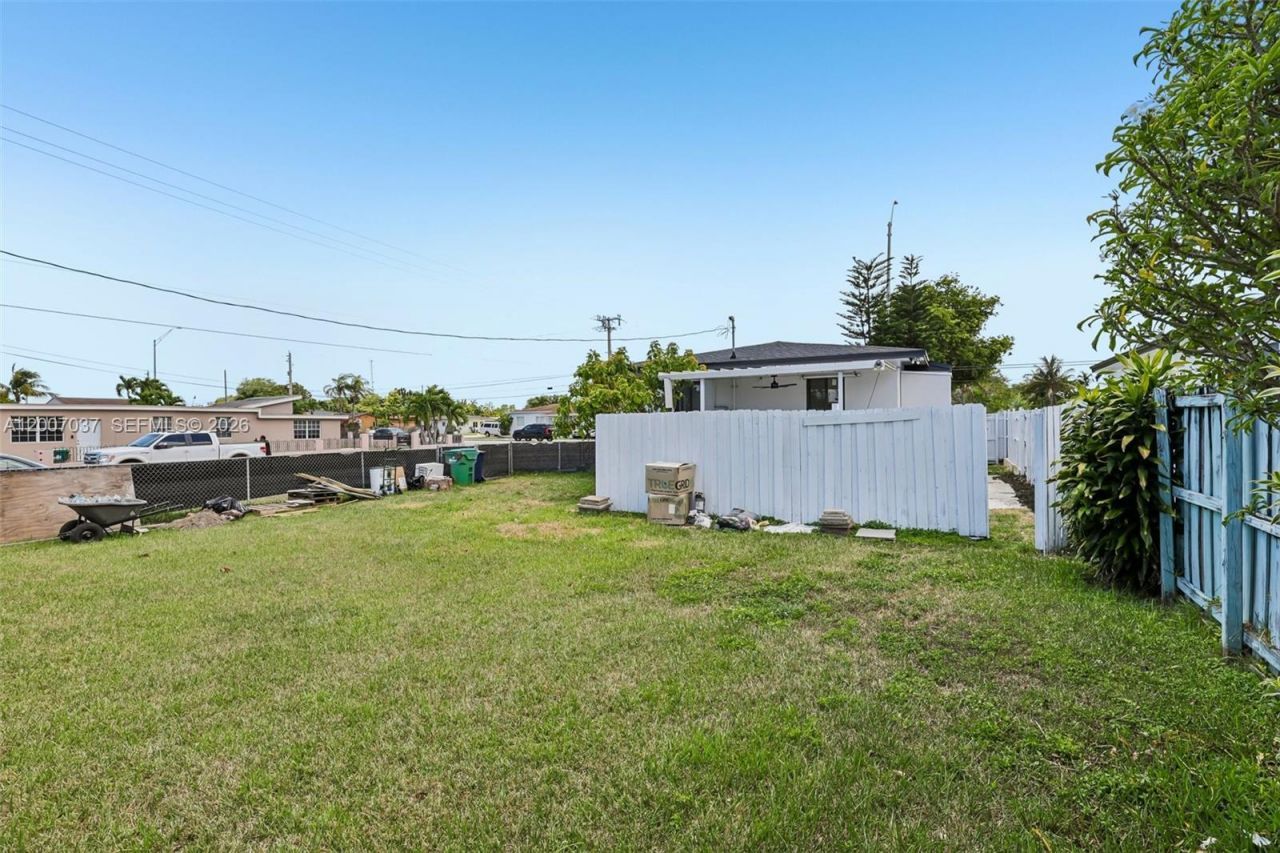 6595 SW 31st St, Miami, FL 33155 Photo