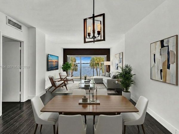 500 Bayview Dr , Unit 228, Sunny Isles Beach, FL 33160