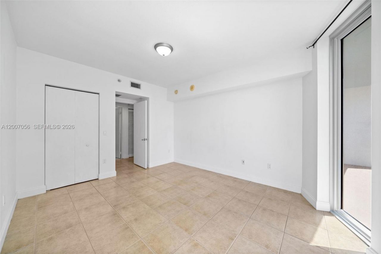 185 SW 7th St , Unit 1710, Miami, FL 33130 Photo