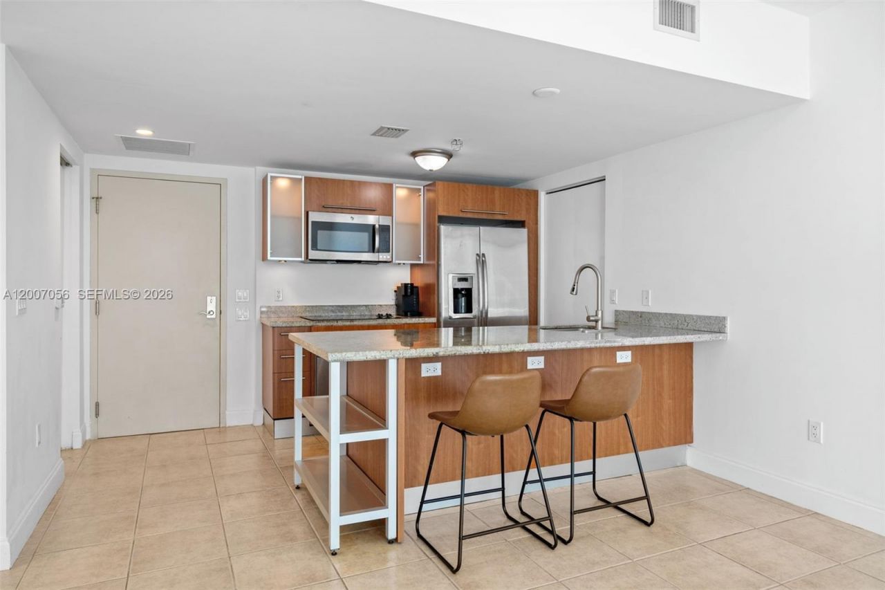 185 SW 7th St , Unit 1710, Miami, FL 33130 Photo