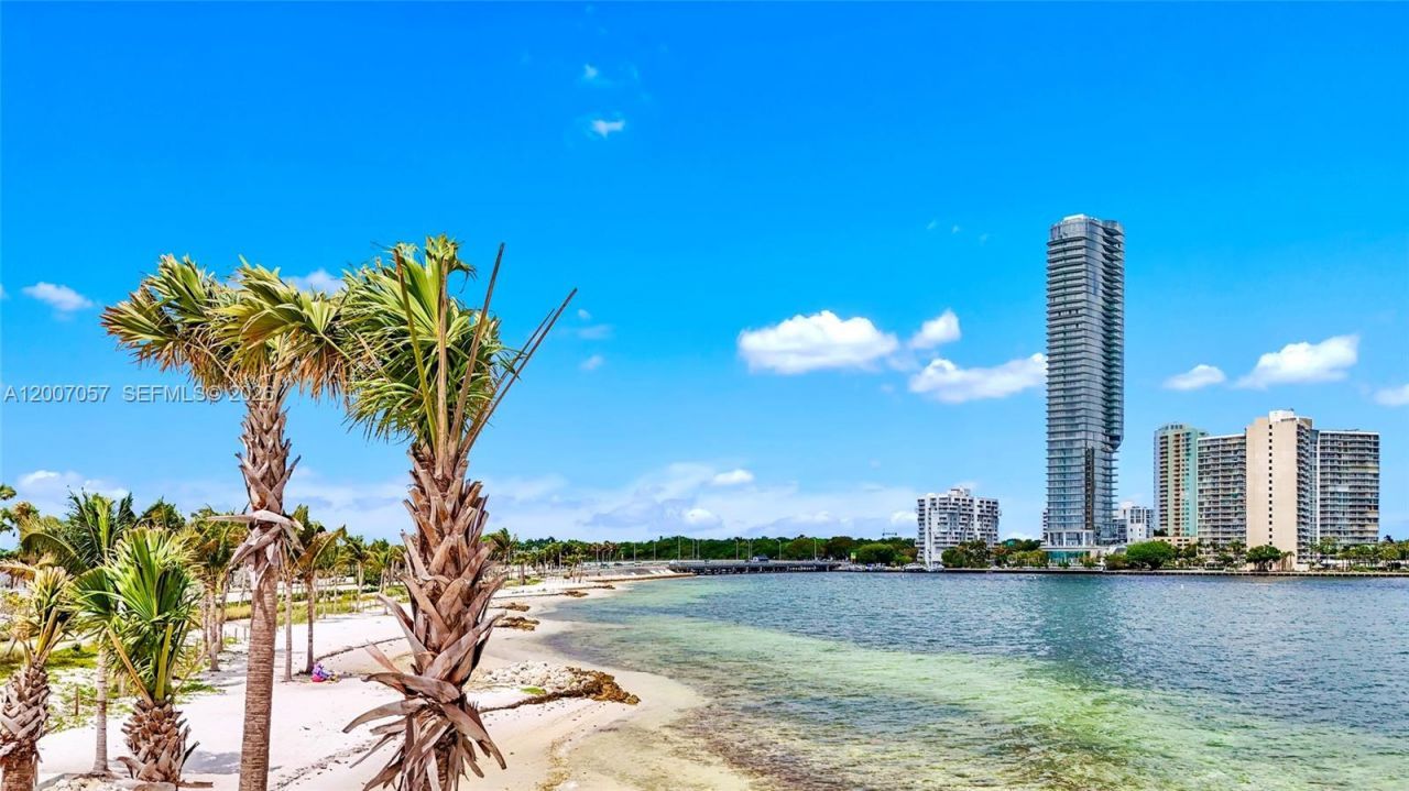 175 SE 25 Road, Unit 803, Miami, FL 33129 Photo