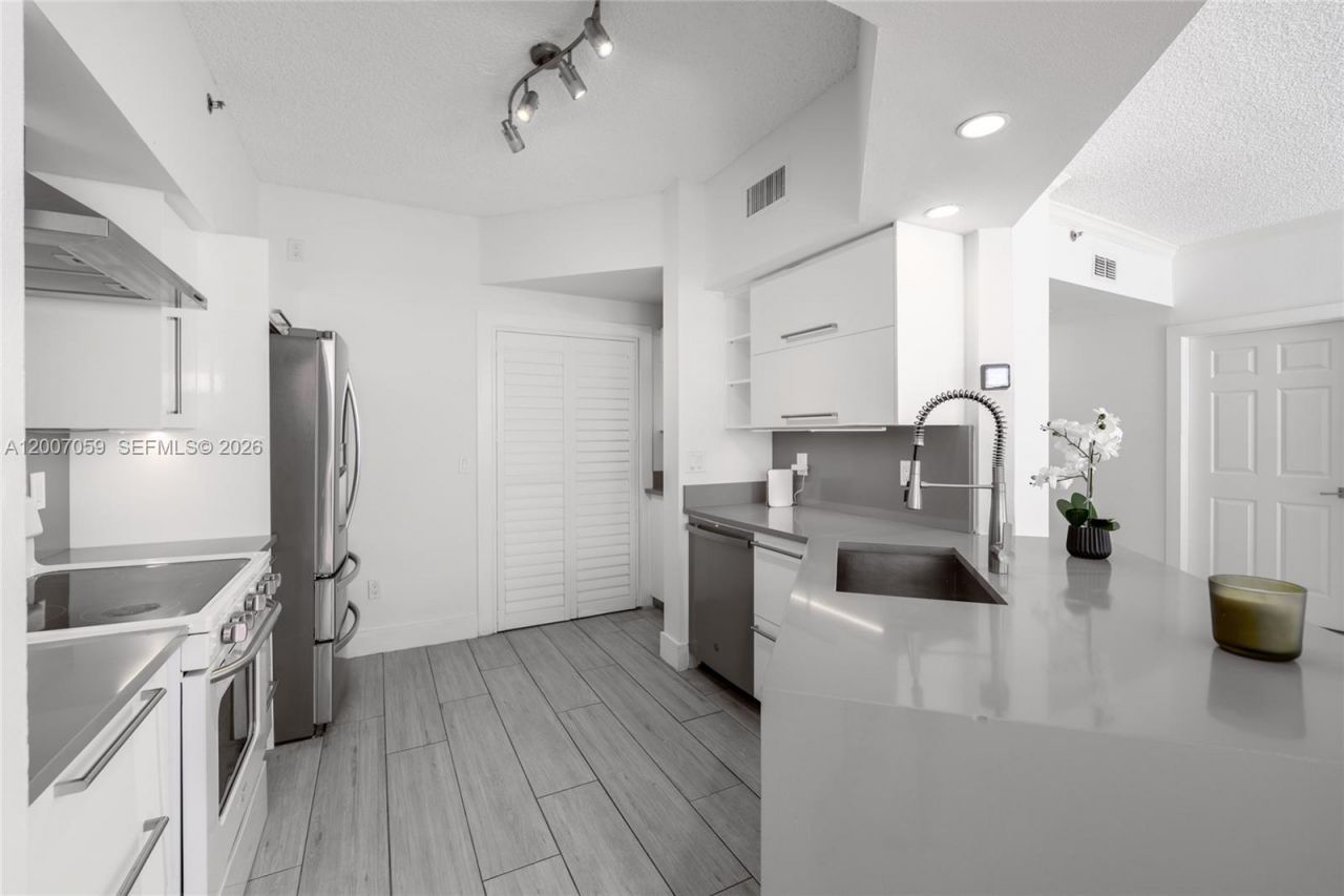 3245 NE 184th St, Unit 13109, Aventura, FL 33160 Photo