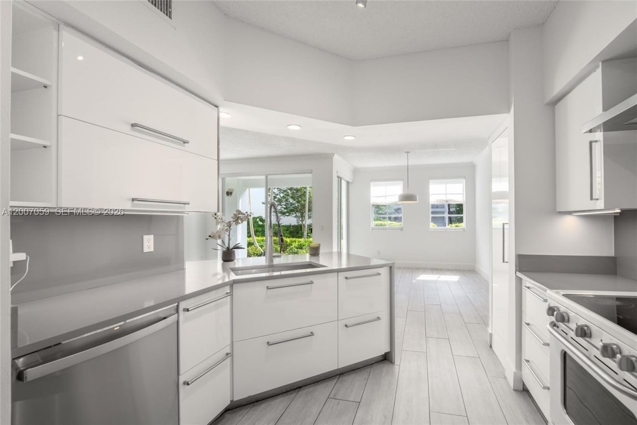 3245 NE 184th St, Unit 13109, Aventura, FL 33160 Photo