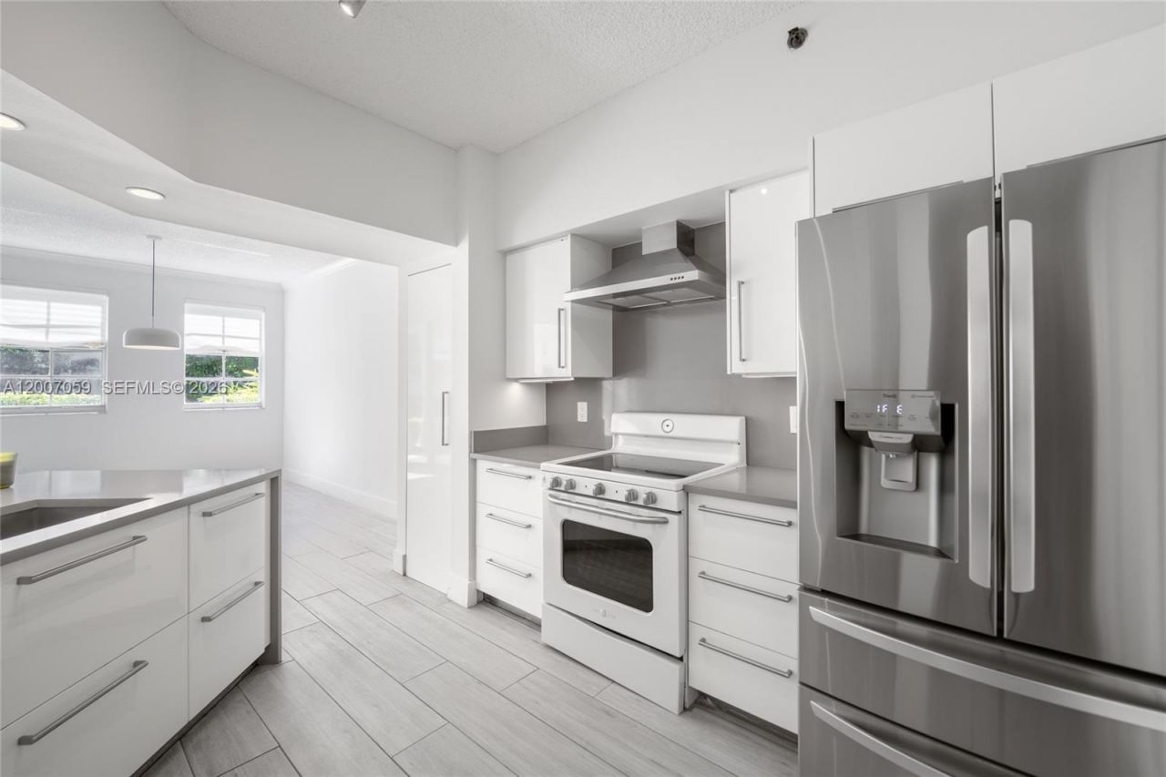 3245 NE 184th St, Unit 13109, Aventura, FL 33160 Photo