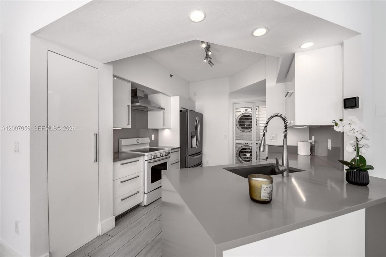 3245 NE 184th St, Unit 13109, Aventura, FL 33160 Photo