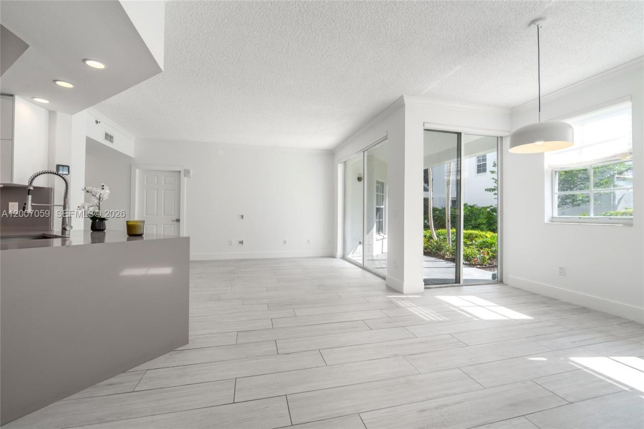 3245 NE 184th St, Unit 13109, Aventura, FL 33160 Photo