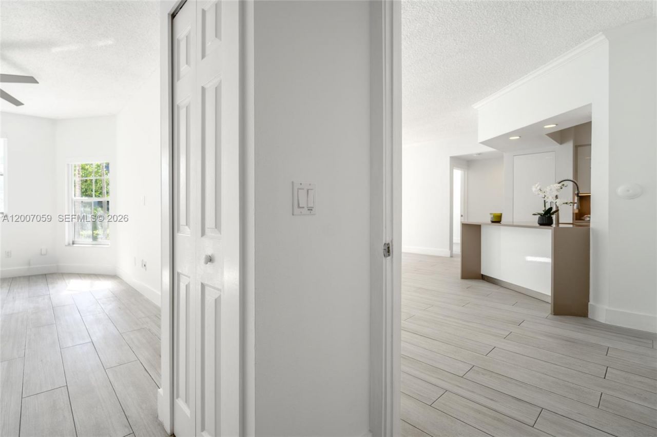 3245 NE 184th St, Unit 13109, Aventura, FL 33160 Photo