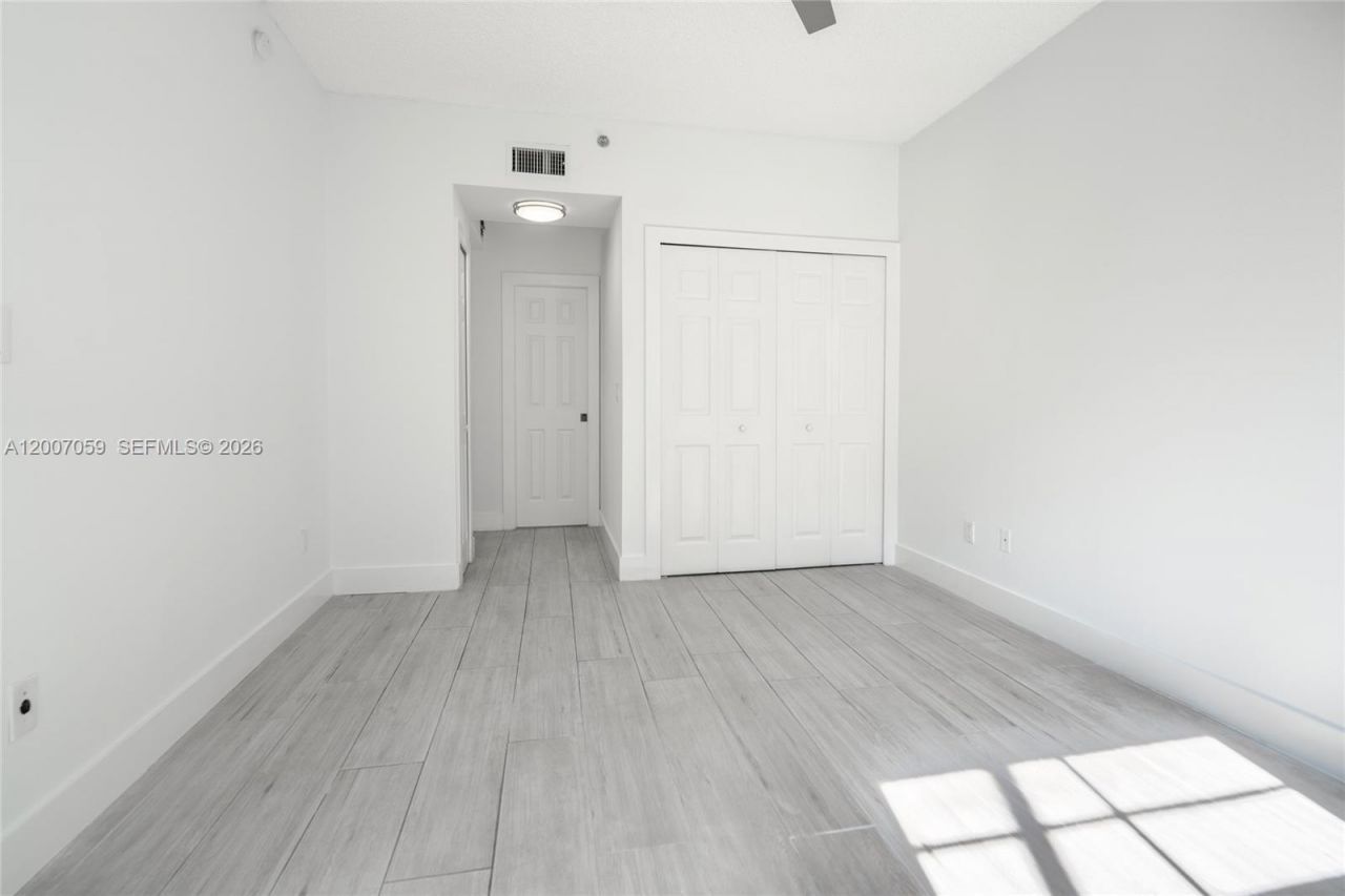3245 NE 184th St, Unit 13109, Aventura, FL 33160 Photo