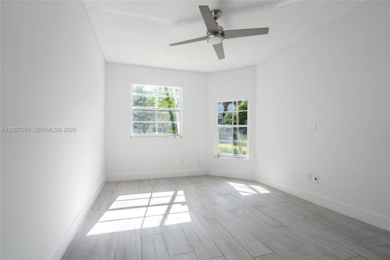 3245 NE 184th St, Unit 13109, Aventura, FL 33160 Photo