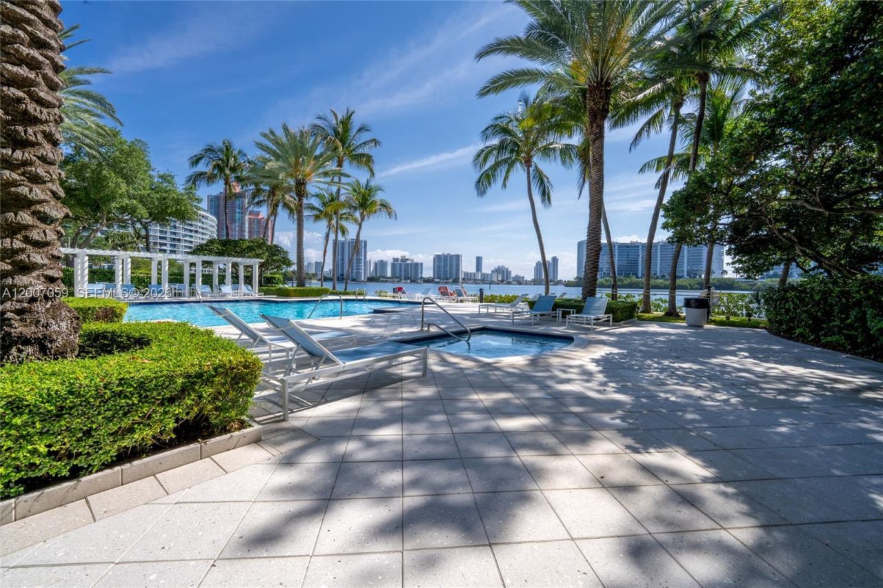 3245 NE 184th St, Unit 13109, Aventura, FL 33160 Photo