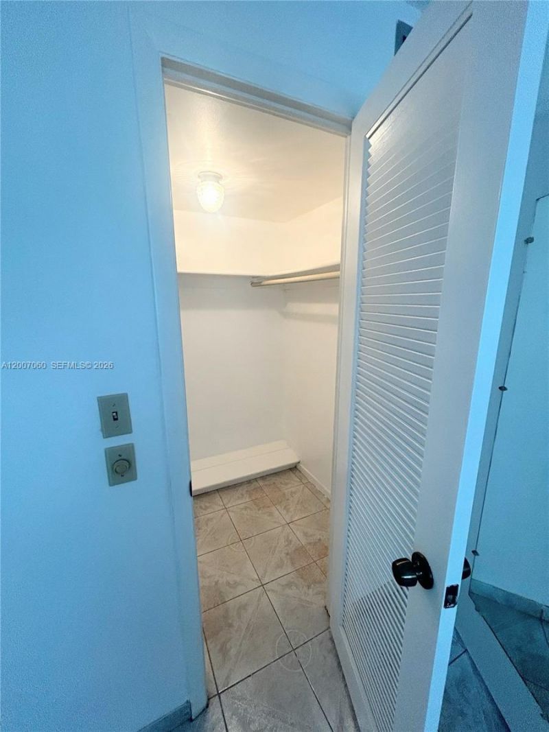 8345 Sunrise Lakes Blvd , Unit 210, Sunrise, FL 33322 Photo