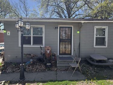 5221 Fremont Street , Lincoln, NE 68504