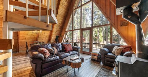 15685 Pine Street, Truckee, CA 96161 Photo