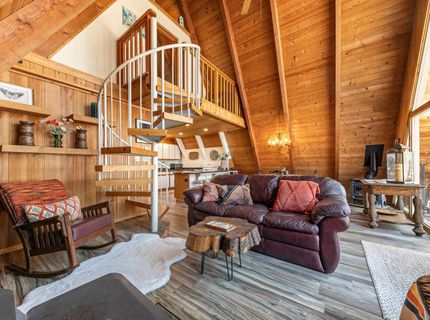 15685 Pine Street, Truckee, CA 96161 Photo